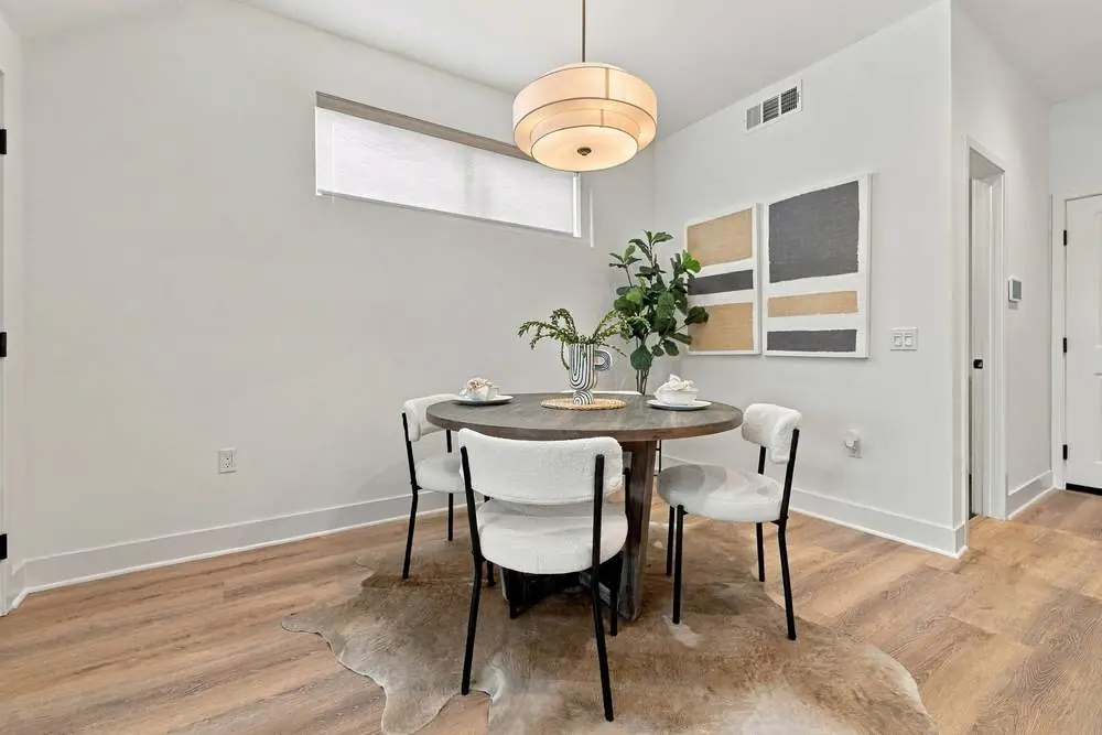 Dining room in The Meridian
