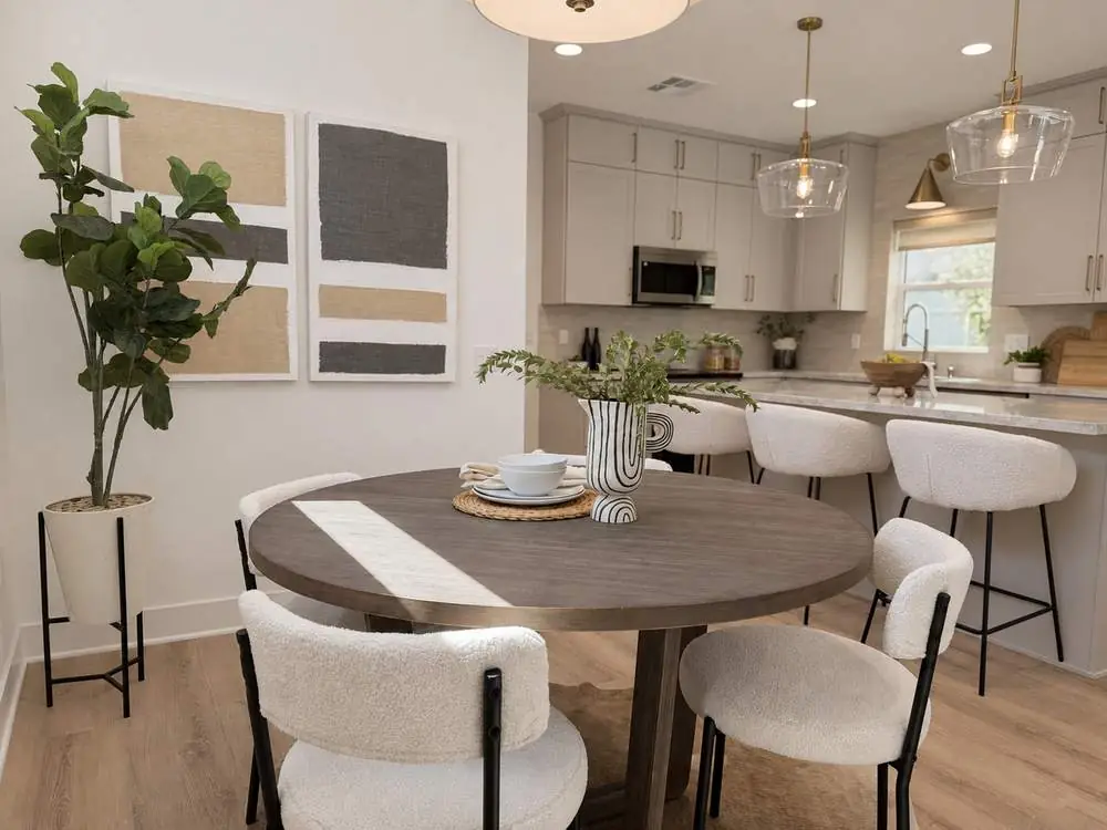 Dining room in The Meridian